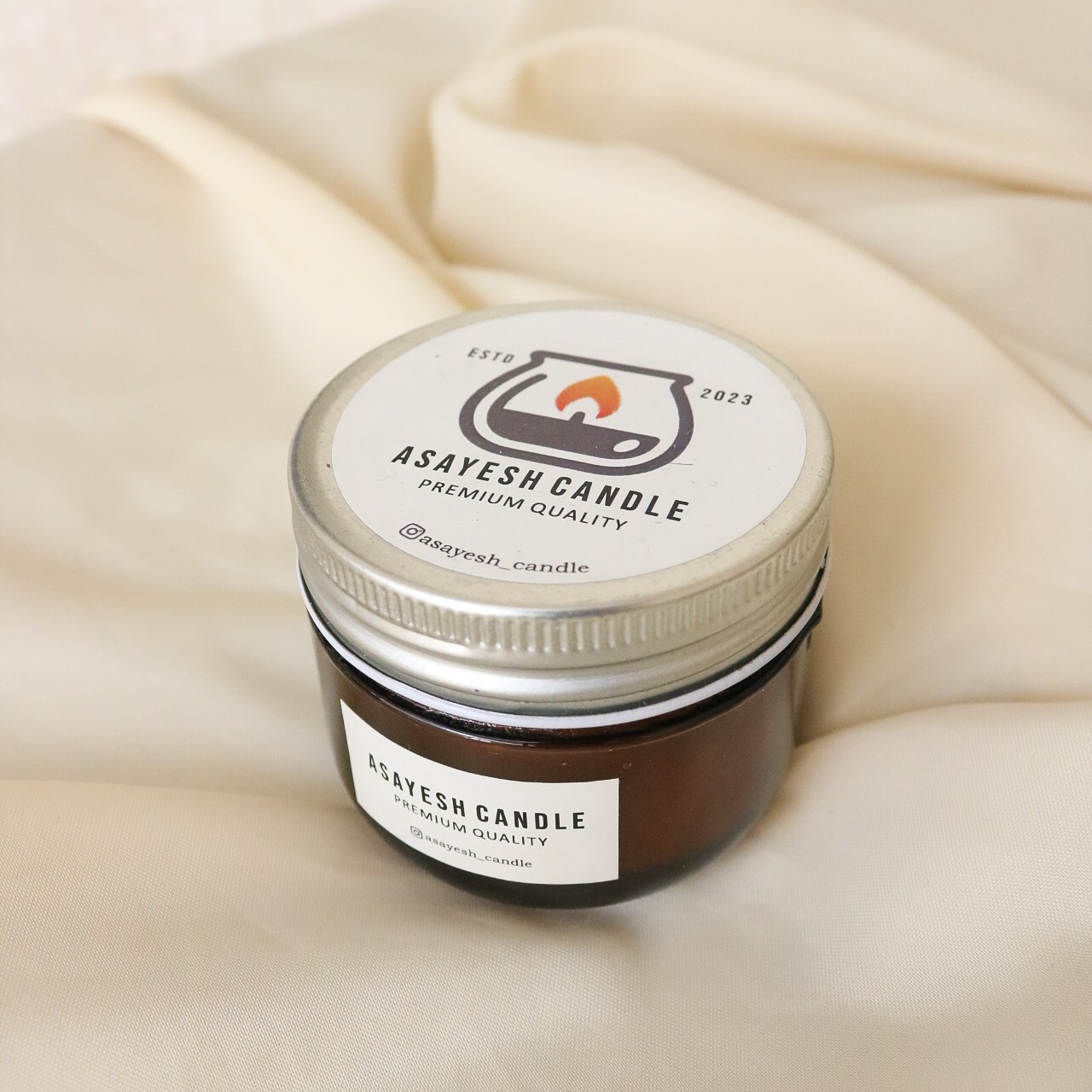 شمع عطری جار شیشه ای با رایحه نارنگی و پرتقال