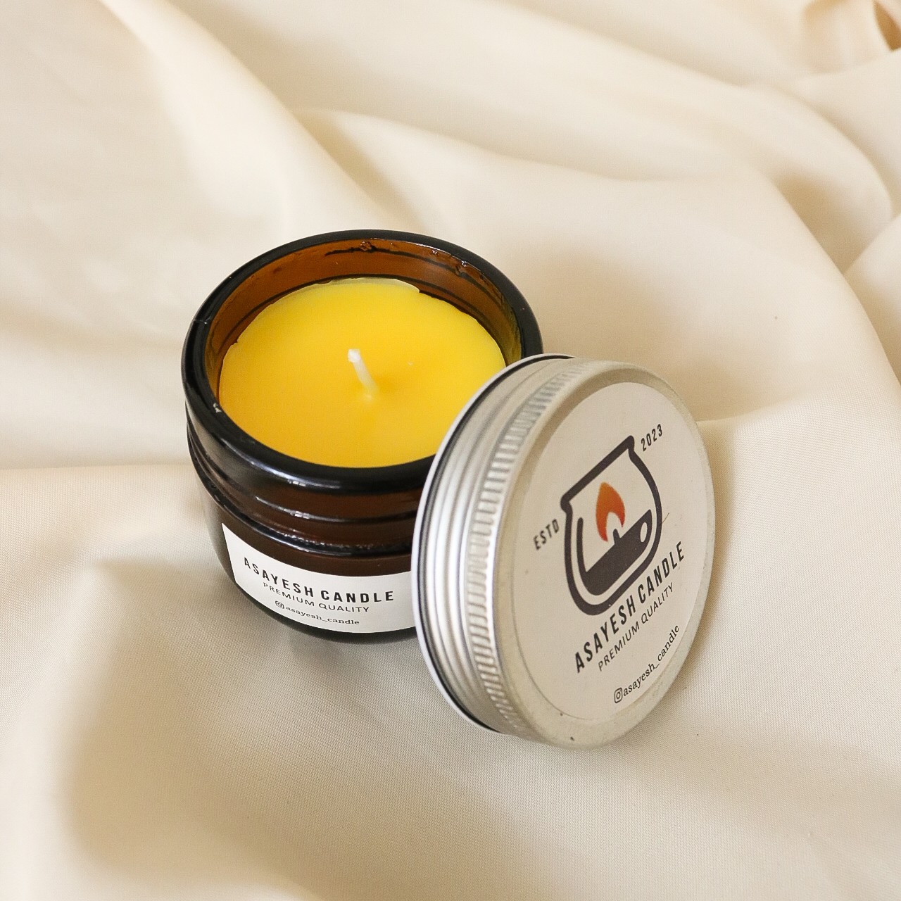 شمع عطری جار شیشه ای با رایحه نارنگی و پرتقال